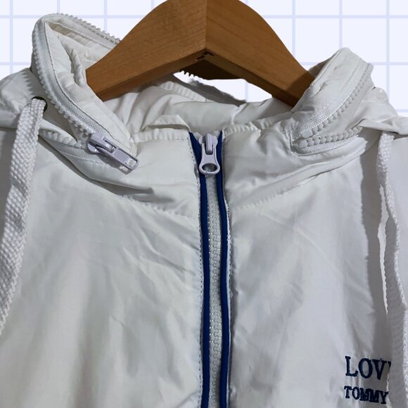 🧥 Tommy Wiseau “LOVE IS BLIND!” White Windbreaker Jacket – Size L - Picture 3 of 8